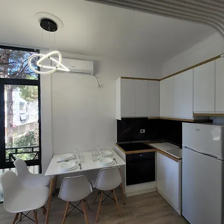 Jonisapartaments Durres Exterior photo